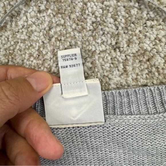 St. John's Bay Gray Knitwear Sweater Pearl Womens Size L - Picture 11 of 15